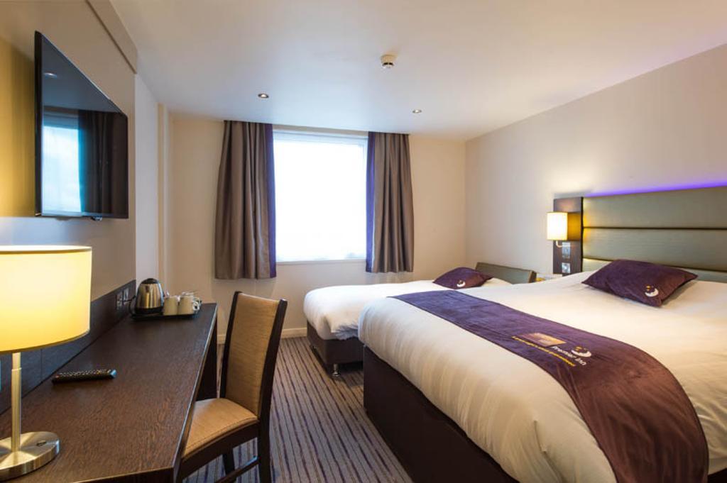Premier Inn Barrow In Furness Exterior foto