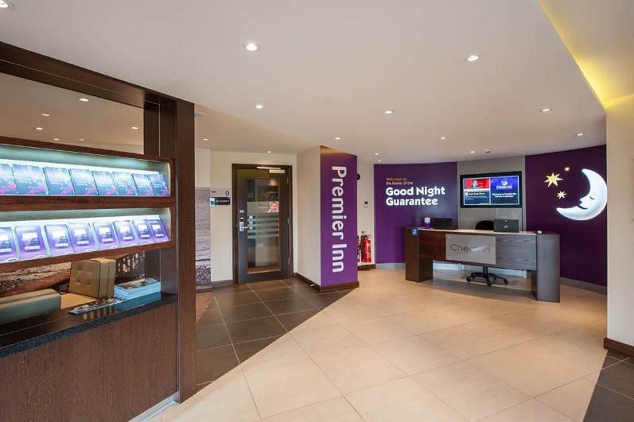 Premier Inn Barrow In Furness Exterior foto